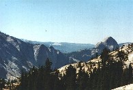 Pohled z Olmsted Pointu na Half Dome