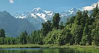 Mt. Cook a Mt. Tasman a jezero Lake Matheson